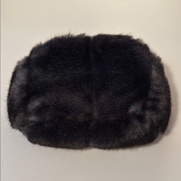 Black Faux Fur zippered bag - Picture 1 of 2